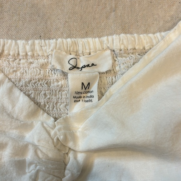 Women’s cotton eyelet ruched top - Picture 2 of 3